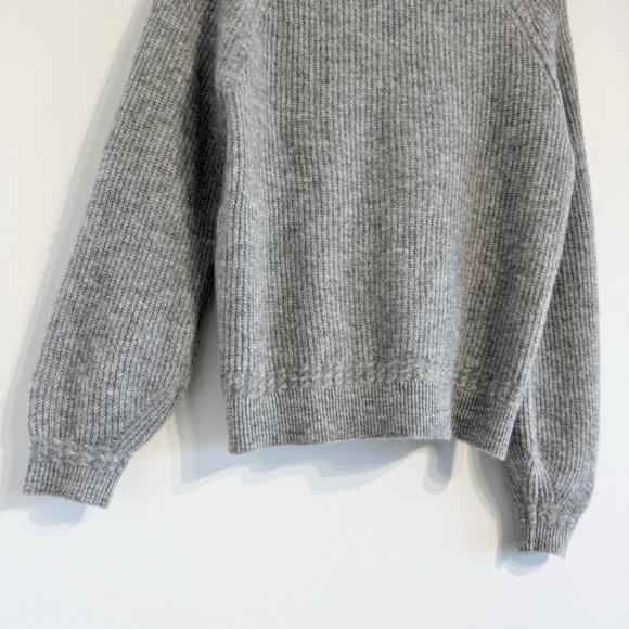 Sezane Cody Jumper v-neck grey knit baby alpaca blend sweater - Picture 7 of 9